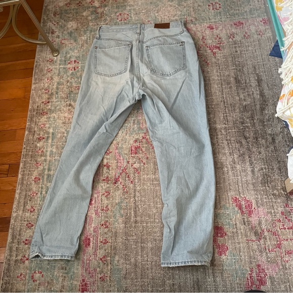 The Curvy Perfect Vintage Jean- Light Wash - Picture 8 of 11